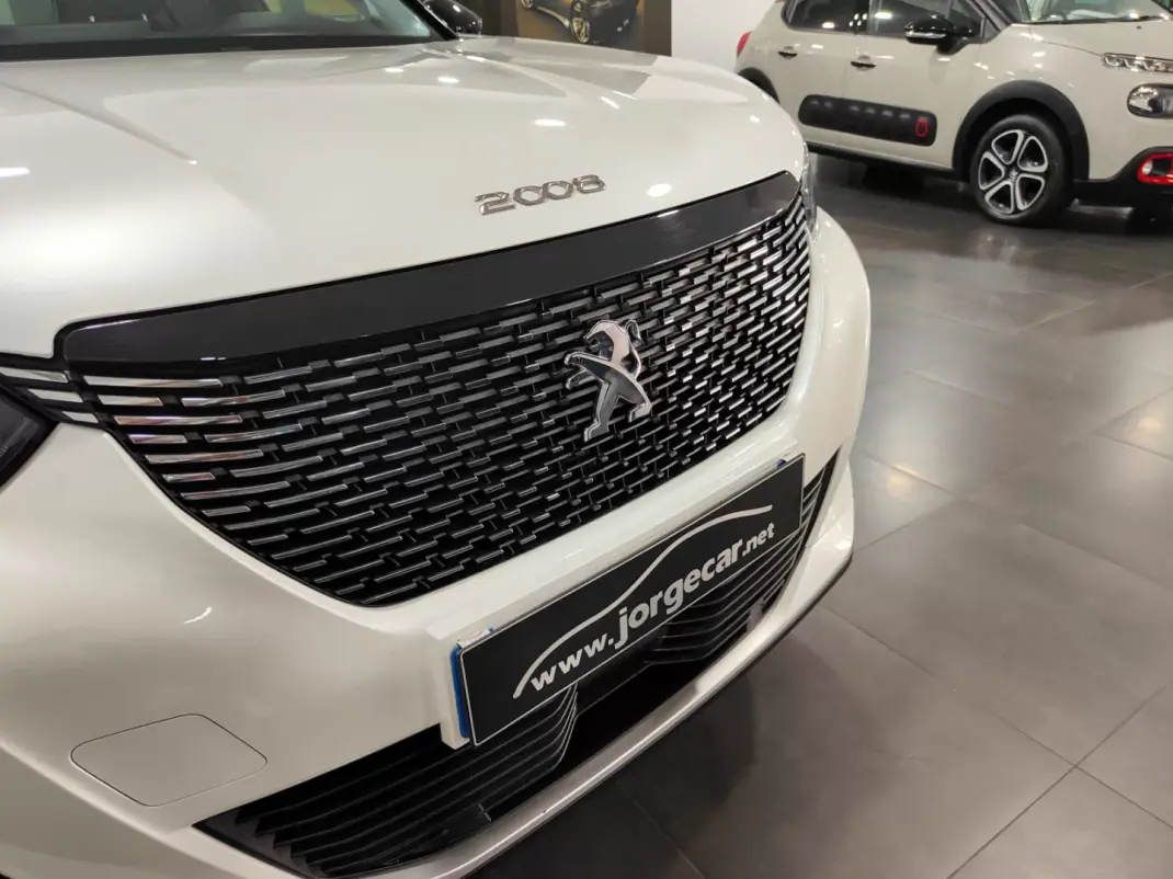 Peugeot 2008 2020 - 17500 EUR, 79000 km - AUTO.MOTO.pt - 79000km - foto 10 de 30