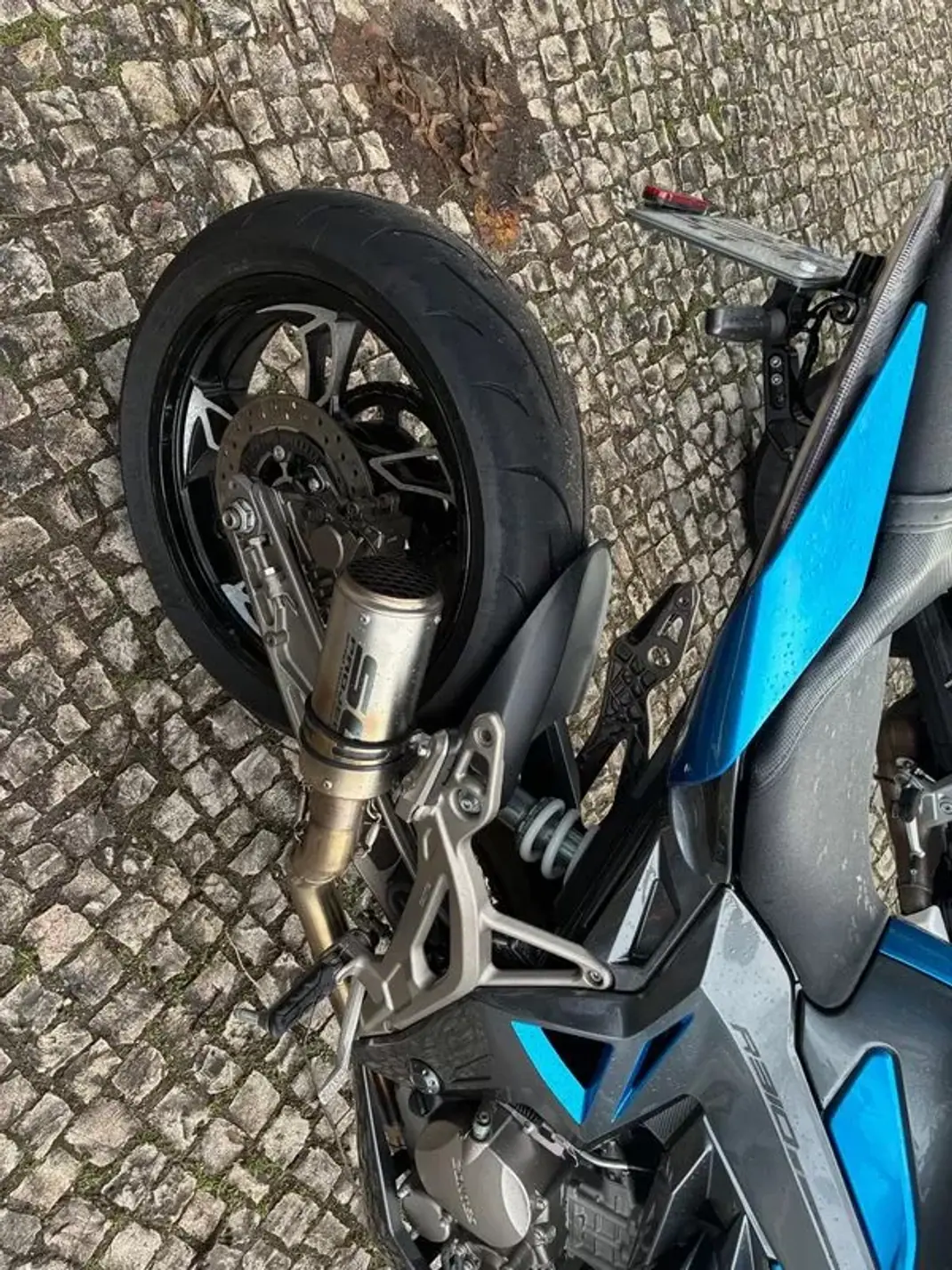 Zontes 310R 2021 - 3850 EUR, 14532 km - AUTO.MOTO.pt - 14532km - foto 5 de 12