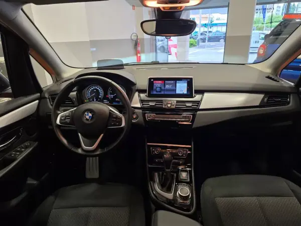 BMW 225xe Active Tourer 2021 - 22580 EUR, 40912 km - AUTO.MOTO.pt - 40912km - foto 16 de 46