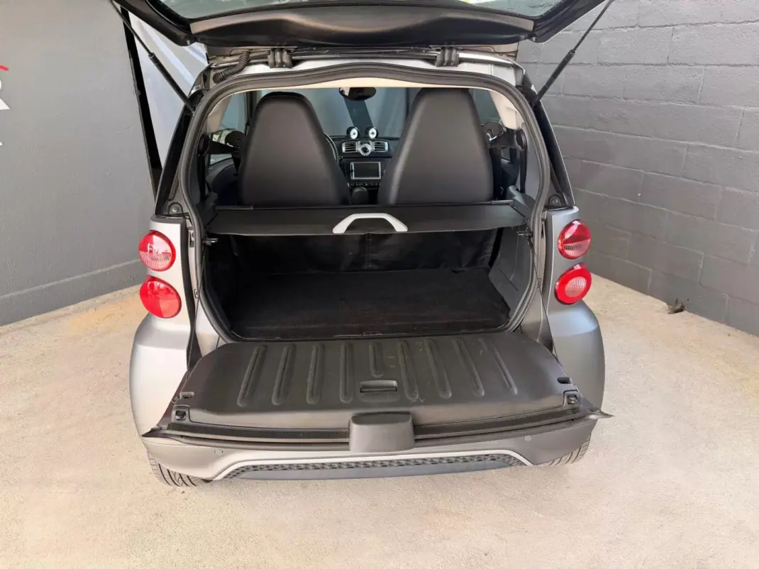 Smart ForTwo Coupé 2014 - 9490 EUR, 85137 km - AUTO.MOTO.pt - 85137km - foto 6 de 15