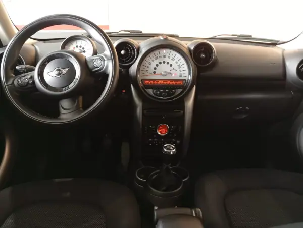 MINI Countryman 2013 - 14950 EUR, 168000 km - AUTO.MOTO.pt - 168000km - foto 11 de 17