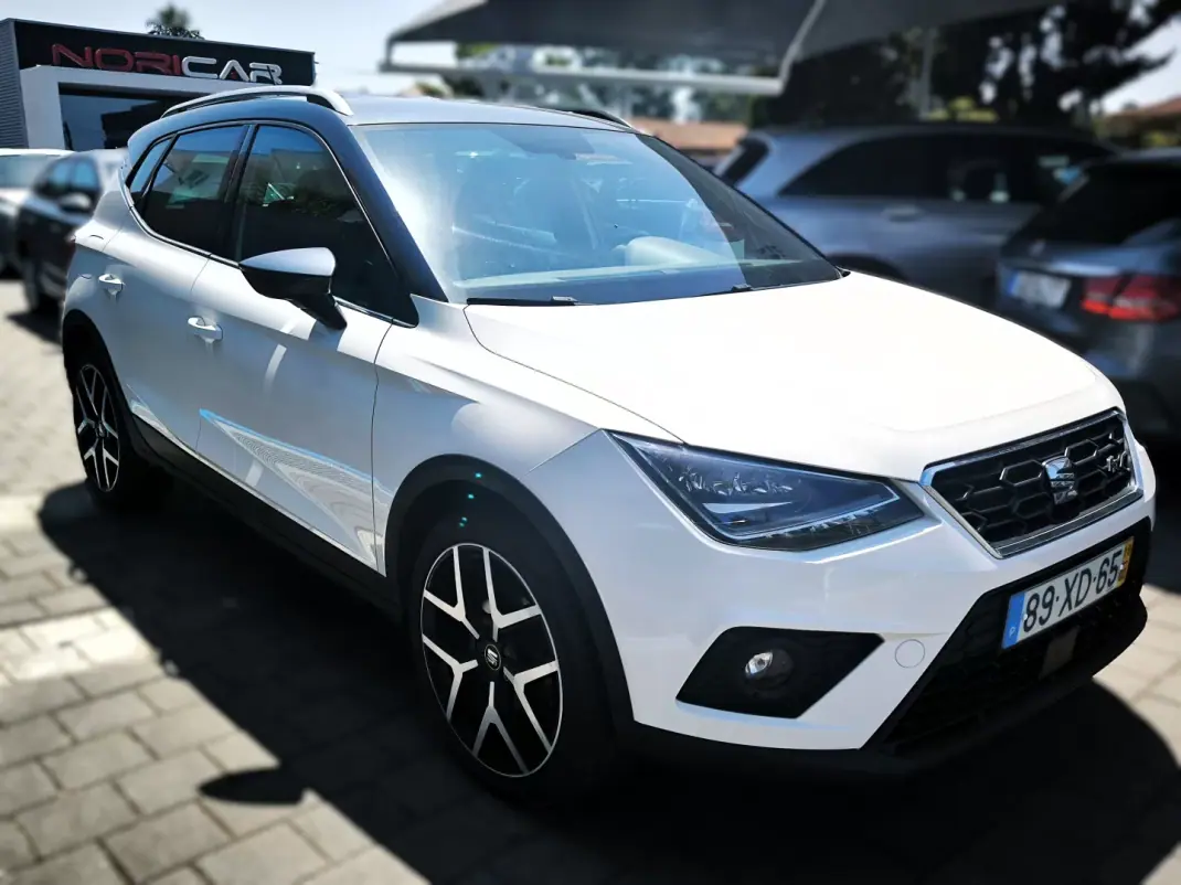 SEAT Arona 2019 - 16950 EUR, 128000 km - 128000km - foto 4 de 4