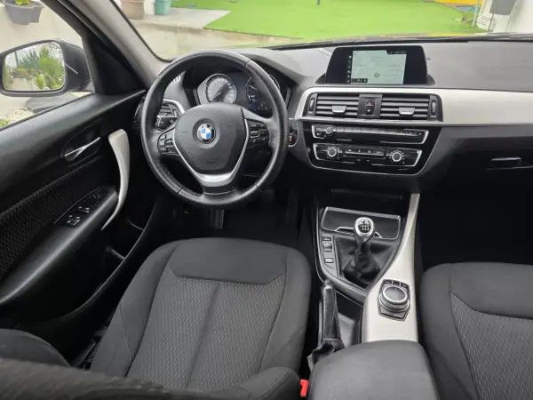 BMW 116 2018 - 16900 EUR, 135419 km - AUTO.MOTO.pt - 135419km - foto 10 de 73
