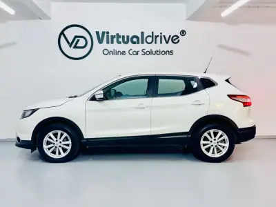 Nissan Qashqai 2015 - 13750 EUR, 96000 km - AUTO.MOTO.pt - 96000km - foto 11 de 45