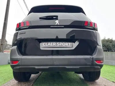 Peugeot 5008 2018 - 14900 EUR, 140000 km - AUTO.MOTO.pt - 140000km - foto 17 de 52