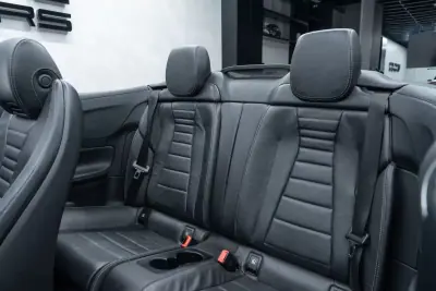 Mercedes-Benz E 220 2021 - 49950 EUR, 64000 km - AUTO.MOTO.pt - 64000km - foto 59 de 60