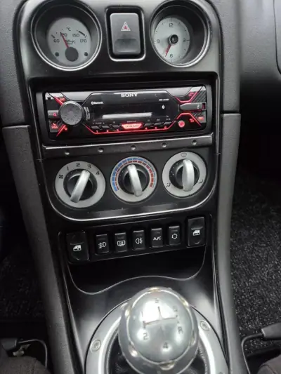 MG MGF 2001 - 8250 EUR, 72000 km - AUTO.MOTO.pt - 72000km - foto 6 de 10