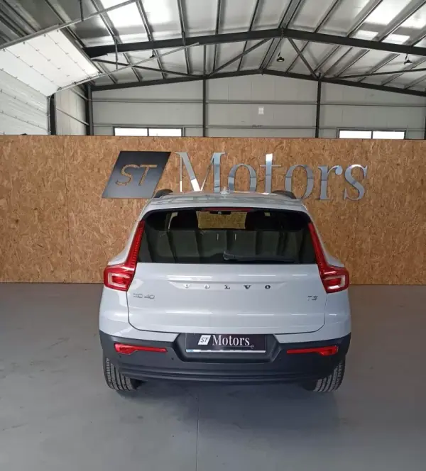 Volvo XC 40 2019 - 24950 EUR, 91723 km - AUTO.MOTO.pt - 91723km - foto 5 de 19