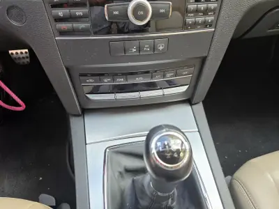 Mercedes-Benz E 250 2010 - 15999 EUR, 212000 km - 212000km - foto 17 de 23