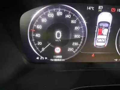 Volvo XC 40 2020 - 26900 EUR, 112869 km - AUTO.MOTO.pt - 112869km - foto 3 de 7