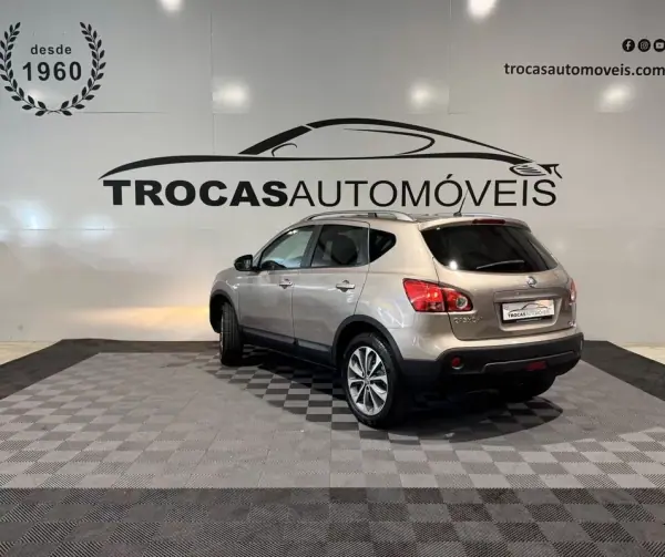 Nissan Qashqai 2009 - 8990 EUR, 201855 km - AUTO.MOTO.pt - 201855km - foto 27 de 31