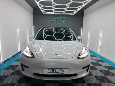 Tesla Model 3 2019 - 18500 EUR, 162000 km - AUTO.MOTO.pt - 162000km - foto 2 de 24