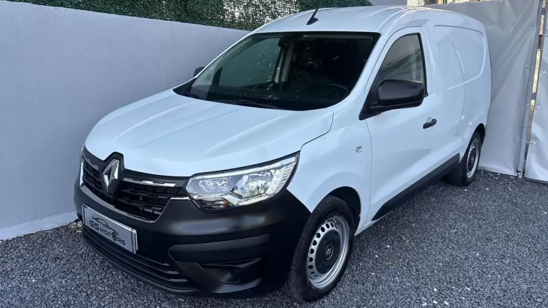 Renault 2023 - 11900 EUR, 99500 km - 99500km - foto 6 de 13