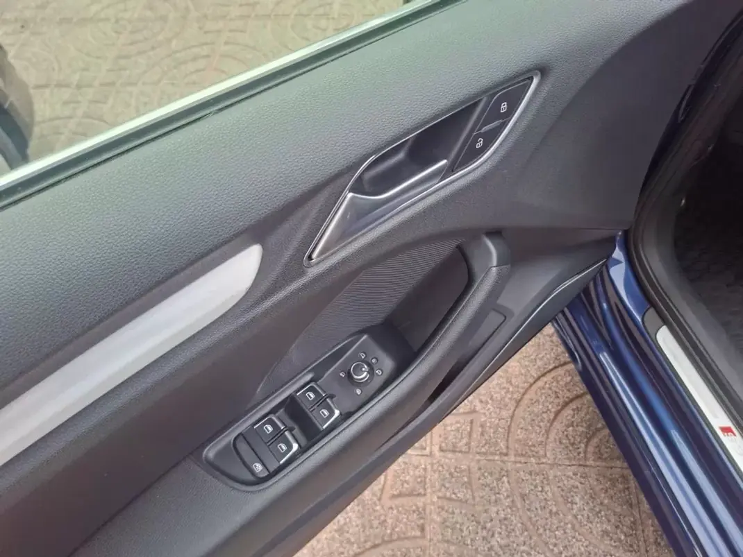 Audi S3 Sportback 2013 - 24900 EUR, 180000 km - 180000km - foto 21 de 41