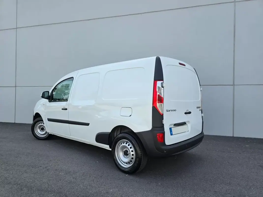 Renault Kangoo 2021 - 12500 EUR, 143600 km - 143600km - foto 2 de 23