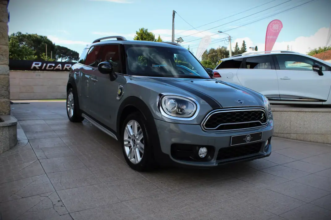 MINI Countryman 2019 - 16990 EUR, 155000 km - AUTO.MOTO.pt - 155000km - foto 3 de 33