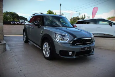 MINI Countryman 2019 - 16990 EUR, 155000 km - AUTO.MOTO.pt - 155000km - foto 3 de 33