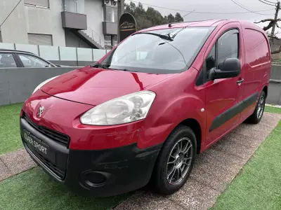Peugeot PARTNER GIRAFON 2012 - 6500 EUR, 205000 km - AUTO.MOTO.pt - 205000km - foto 3 de 29
