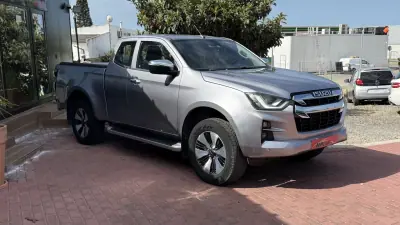 Isuzu D-Max 2021 - 31990 EUR, 140000 km - AUTO.MOTO.pt - 140000km - foto 26 de 33