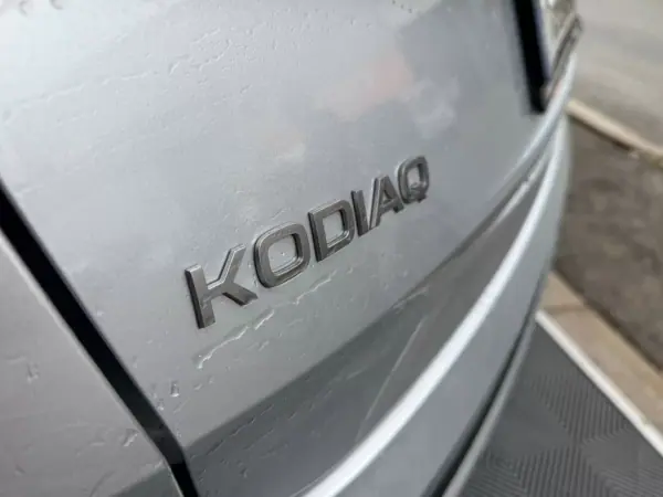 Skoda Kodiaq 2025 - 42900 EUR, 313 km - AUTO.MOTO.pt - 313km - foto 26 de 28