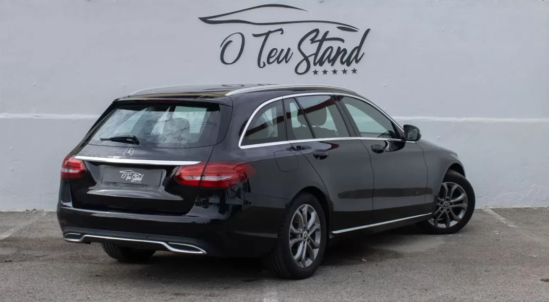 Mercedes-Benz C 220 2017 - 22750 EUR, 192000 km - AUTO.MOTO.pt - 192000km - foto 2 de 40