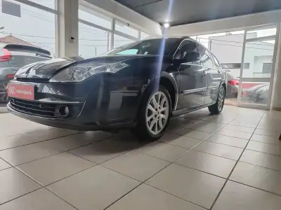 Renault Laguna Break 2009 - 8450 EUR, 105000 km - AUTO.MOTO.pt - 105000km - foto 6 de 35