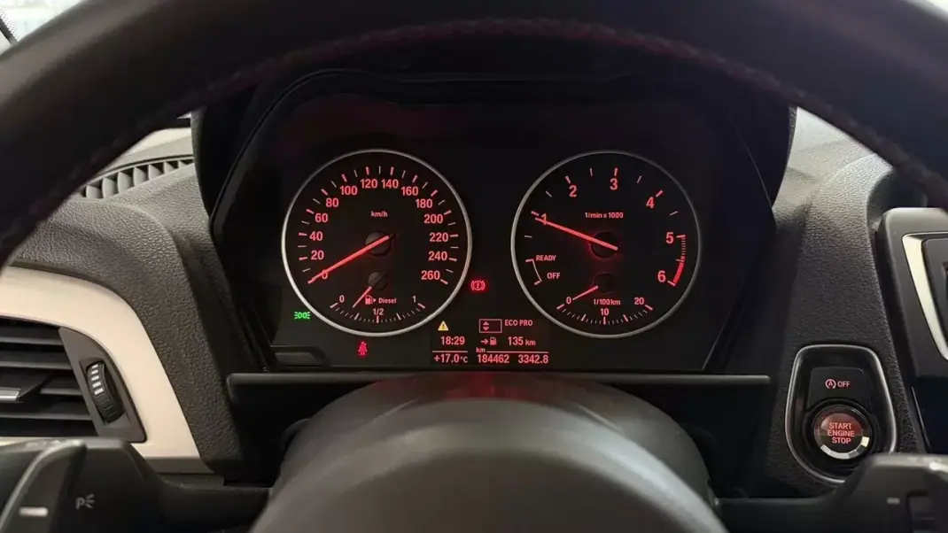 BMW 116 2016 - 13490 EUR, 184000 km - AUTO.MOTO.pt - 184000km - foto 26 de 31