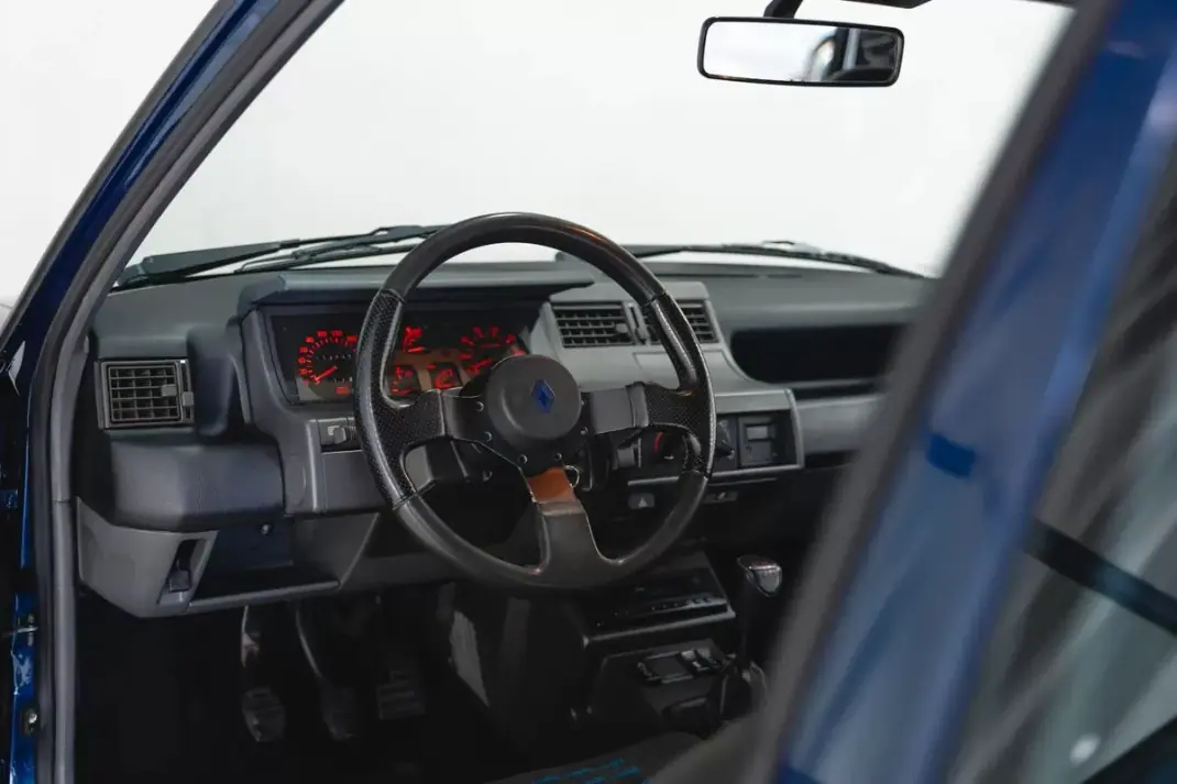 Renault 5 1989 - 24950 EUR, 113651 km - 113651km - foto 25 de 54