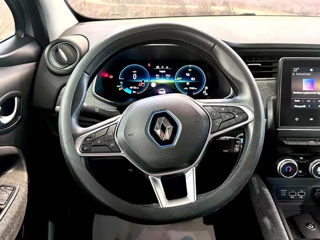Renault Zoe 2020 - 17900 EUR, 71943 km - AUTO.MOTO.pt - 71943km - foto 18 de 24