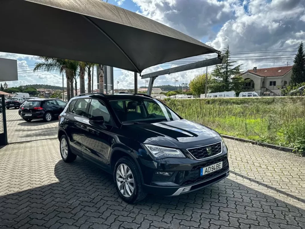 SEAT Ateca 2020 - 16990 EUR, 180000 km - AUTO.MOTO.pt - 180000km - foto 9 de 12