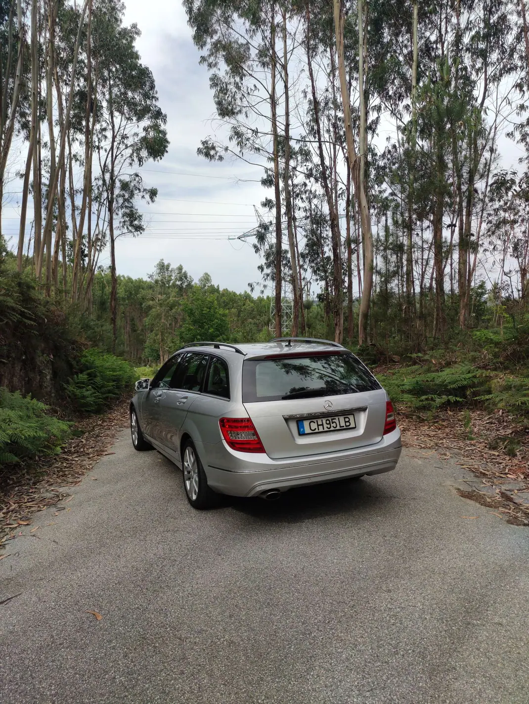 Mercedes-Benz C 200 2011 - 9250 EUR, 298500 km - AUTO.MOTO.pt - 298500km - foto 5 de 11