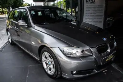 BMW 318 2009 - 8990 EUR, 251602 km - AUTO.MOTO.pt - 251602km - foto 6 de 32