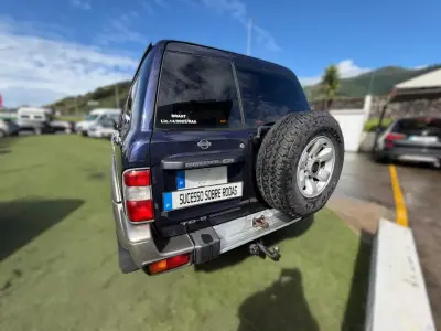 Nissan Patrol 2000 — foto 5 de 19