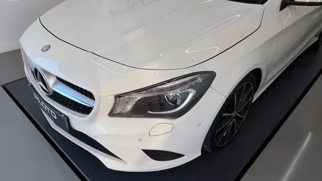Mercedes-Benz CLA 200 2015 - 19490 EUR, 142879 km - AUTO.MOTO.pt - 142879km - foto 2 de 32