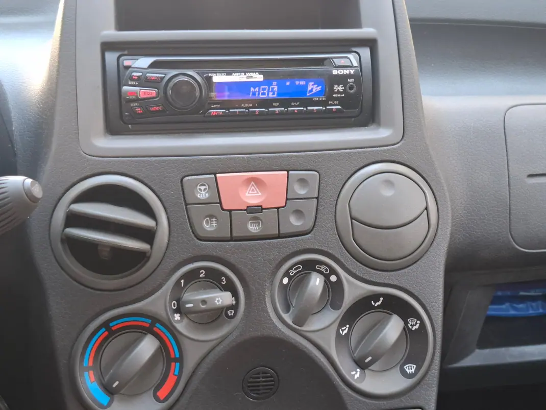 Fiat Panda 2010 - 3000 EUR, 254500 km - 254500km - foto 9 de 10