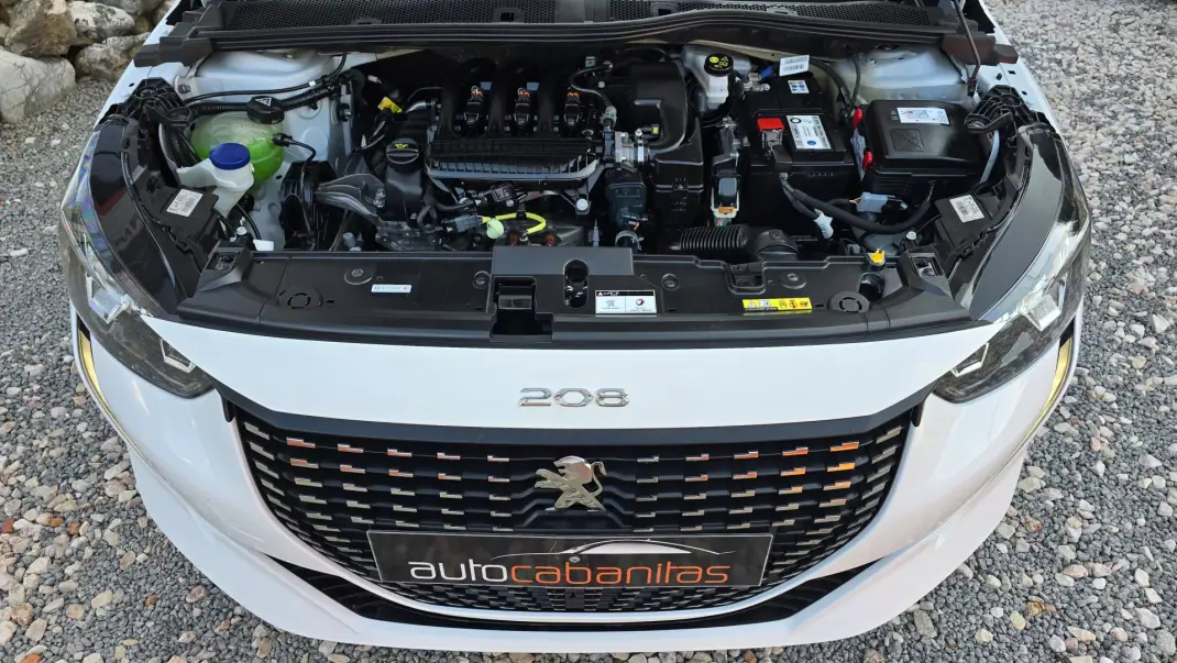 Peugeot 208 2021 - 13850 EUR, 39550 km - AUTO.MOTO.pt - 39550km - foto 21 de 21