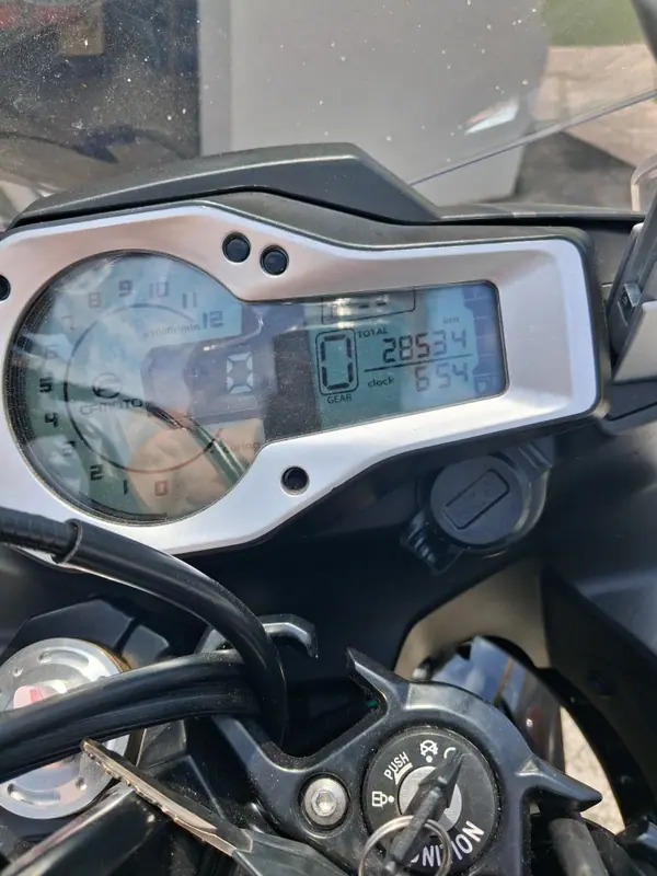 CFMOTO 650 Adventura 2022 - 4900 EUR, 29000 km - AUTO.MOTO.pt - 29000km - foto 13 de 13