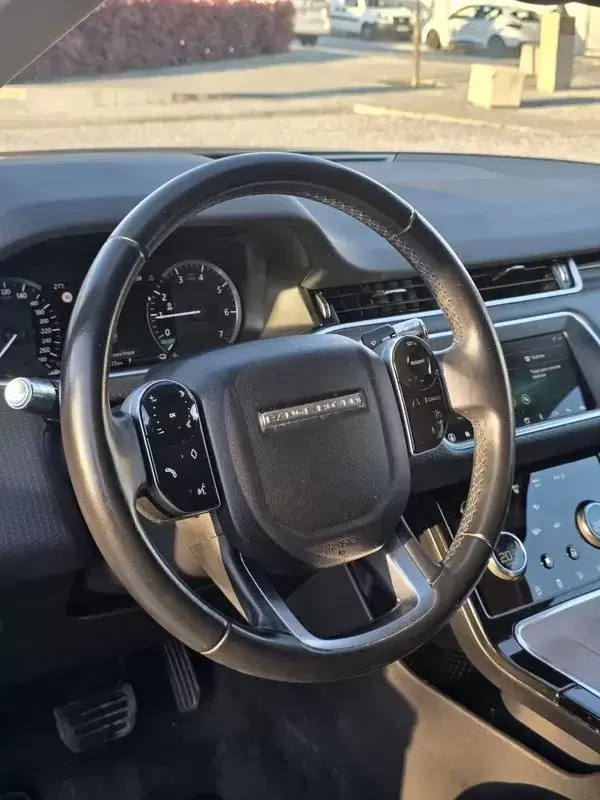 Land Rover Range Rover Evoque 2020 - 32890 EUR, 152000 km - AUTO.MOTO.pt - 152000km - foto 8 de 38