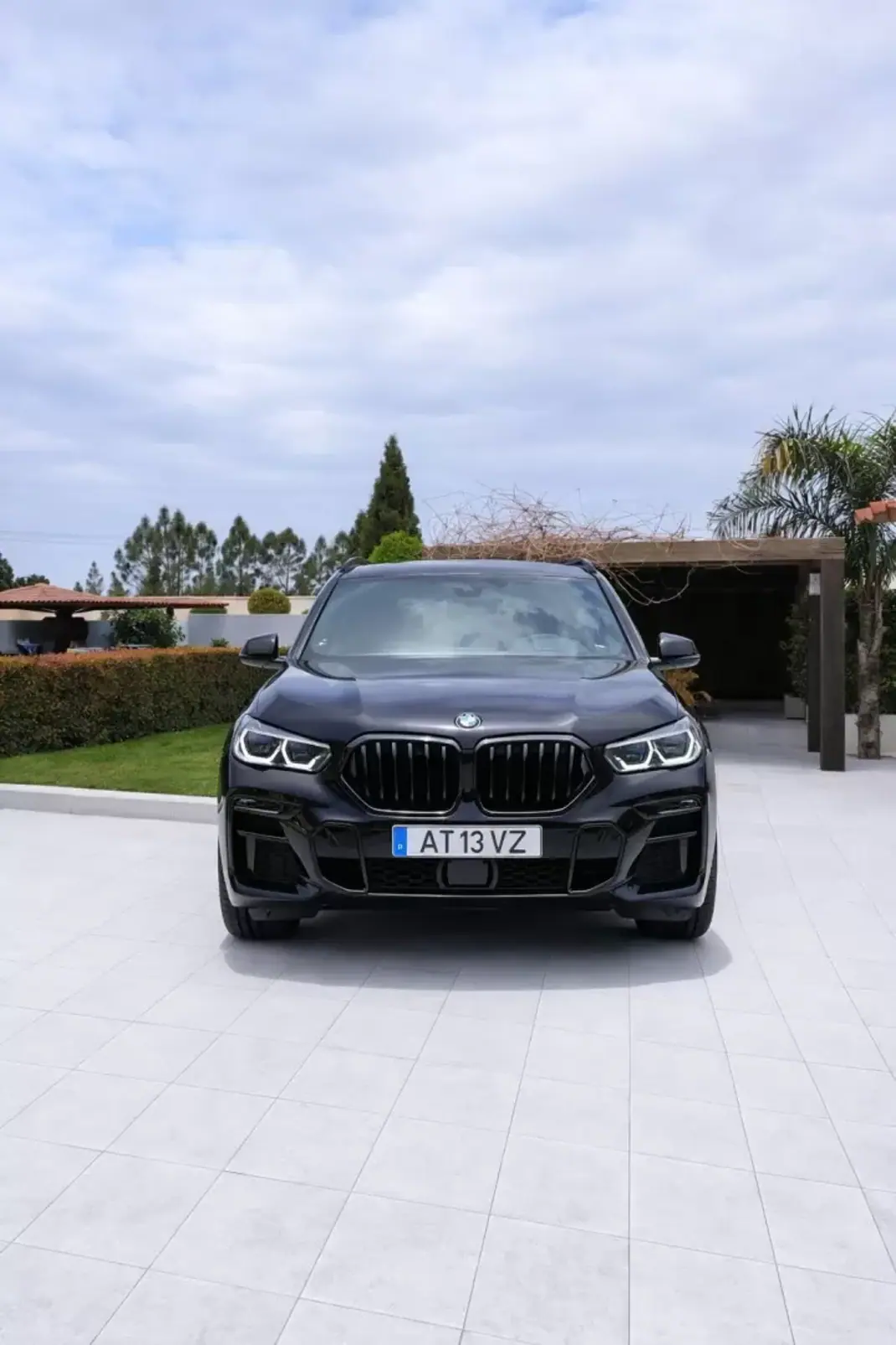 BMW X6 2022 - 89000 EUR, 84231 km - AUTO.MOTO.pt - 84231km - foto 1 de 4