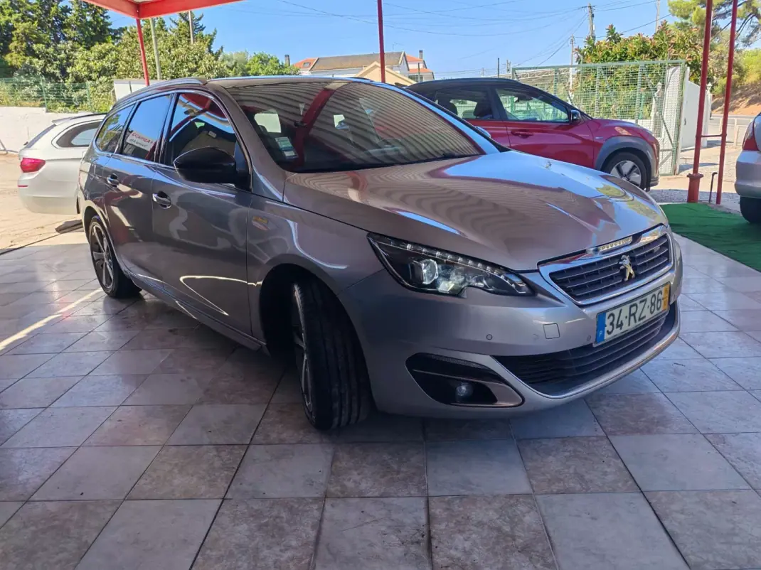 Peugeot 308 SW 2016 - 9990 EUR, 190000 km - 190000km - foto 3 de 21