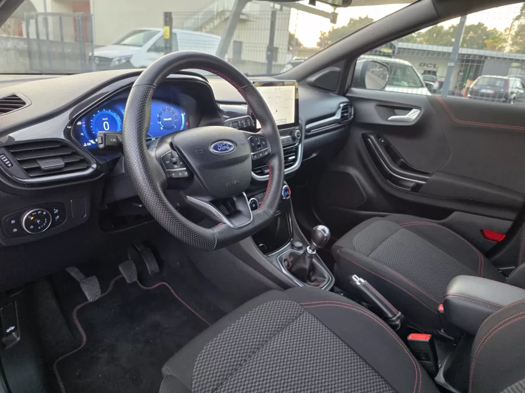 Ford Puma 2023 - 18990 EUR, 102000 km - AUTO.MOTO.pt - 102000km - foto 16 de 43