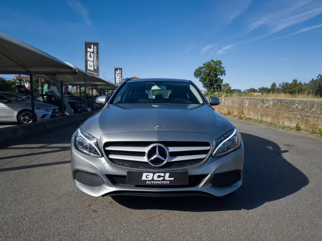 Mercedes-Benz C 200 2015 - 15990 EUR, 213000 km - AUTO.MOTO.pt - 213000km - foto 2 de 43