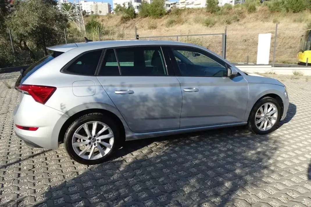 Skoda Scala 2022 - 15800 EUR, 51093 km - 51093km - foto 22 de 25