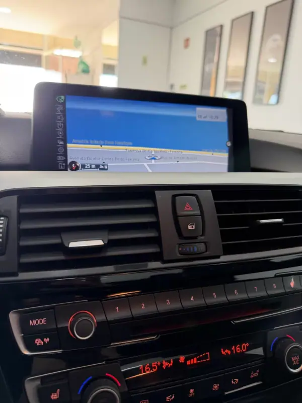 BMW 420 2014 - 25750 EUR, 98000 km - AUTO.MOTO.pt - 98000km - foto 12 de 14