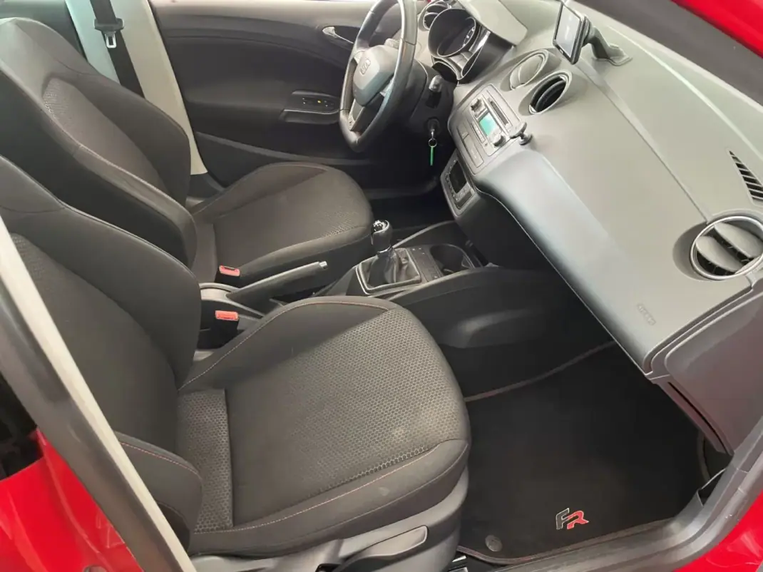 SEAT Ibiza ST 2014 - 12900 EUR, 97000 km - AUTO.MOTO.pt - 97000km - foto 27 de 27
