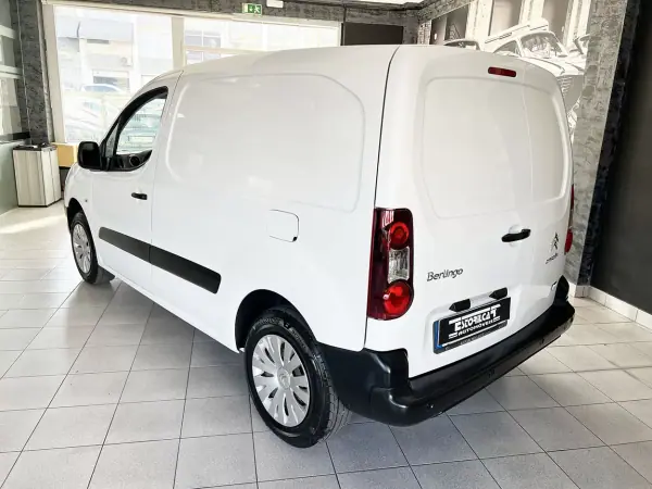 Citroën 2021 - 11600 EUR, 43371 km - AUTO.MOTO.pt - 43371km - foto 3 de 14
