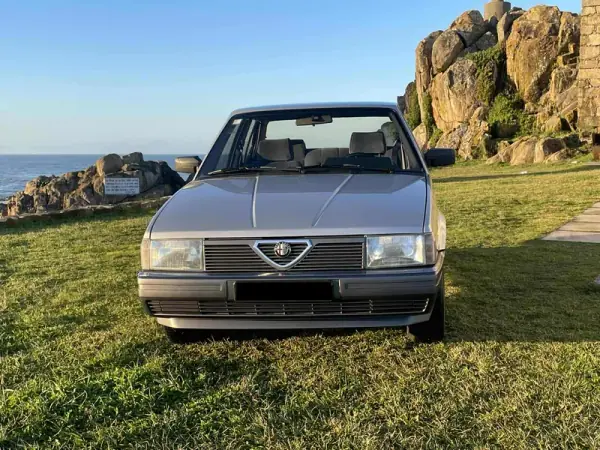 Alfa Romeo 90 1988 - 18900 EUR, 27700 km - AUTO.MOTO.pt - 27700km - foto 59 de 60
