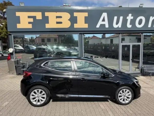 Renault Clio 2022 - 15500 EUR, 77463 km - AUTO.MOTO.pt - 77463km - foto 6 de 11