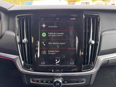Volvo V90 2017 - 23750 EUR, 133014 km - AUTO.MOTO.pt - 133014km - foto 18 de 25