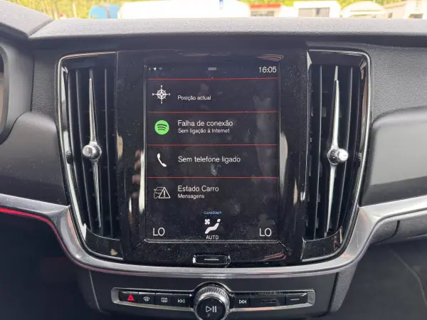 Volvo V90 2017 - 23750 EUR, 133014 km - AUTO.MOTO.pt - 133014km - foto 18 de 25